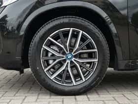 BMW iX1 (2024) thumbnail 39