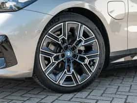 BMW 5-Serie (2025) thumbnail 8