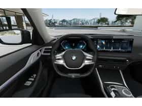 BMW i4 (2026) thumbnail 7
