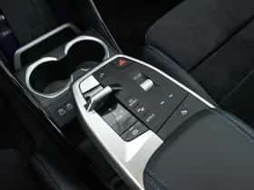 BMW iX1 (2025) thumbnail 11