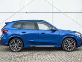 BMW iX1 (2025) thumbnail 19