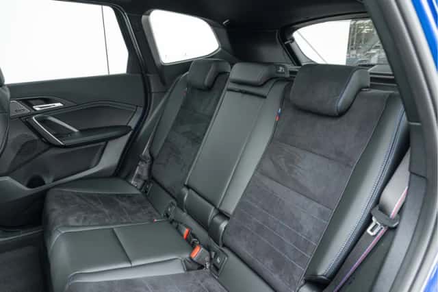 BMW iX1 (2025) thumbnail 5