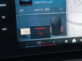 BMW iX1 (2025) thumbnail 9