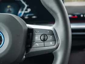 BMW iX2 (2026) thumbnail 21