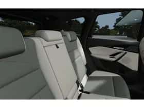 BMW iX1 (2026) thumbnail 9
