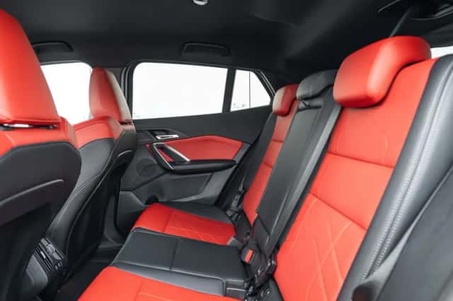 BMW iX2 (2025) thumbnail 5