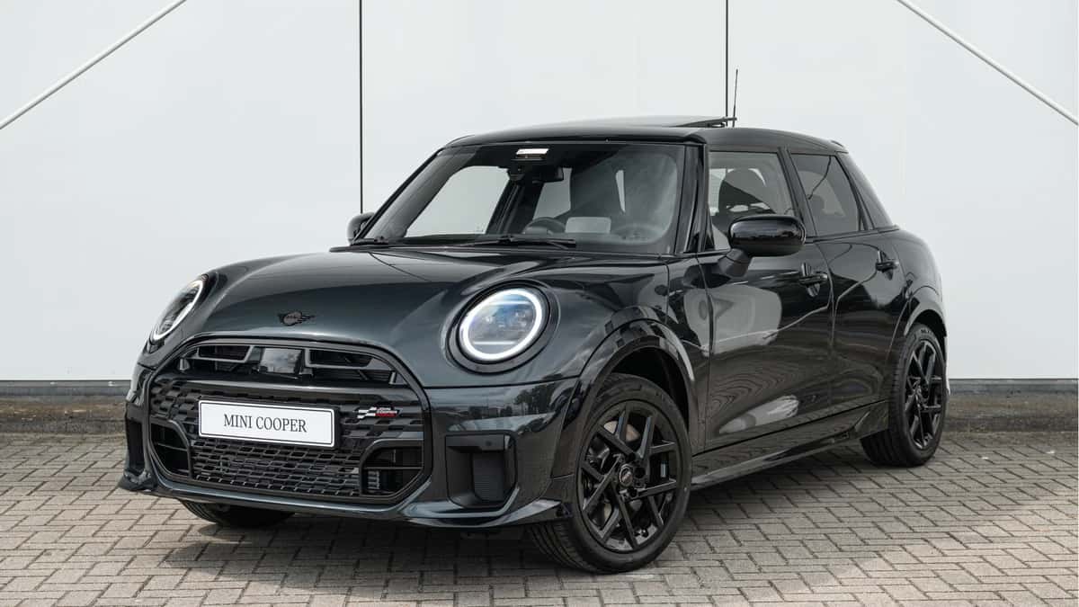 MINI Hatchback (2026) — foto 1