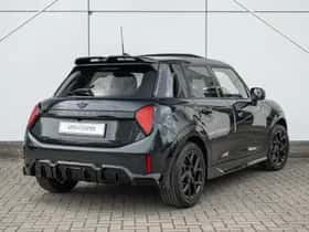 MINI Hatchback (2026) thumbnail 2