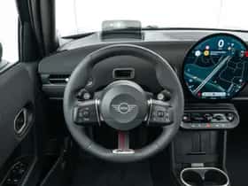 MINI Hatchback (2026) thumbnail 36