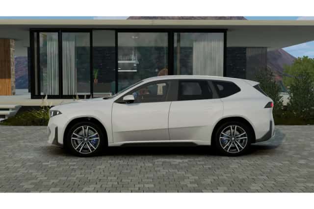 BMW iX3 (2026) thumbnail 5