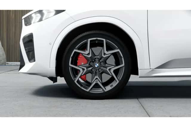 BMW iX2 (2026) thumbnail 6