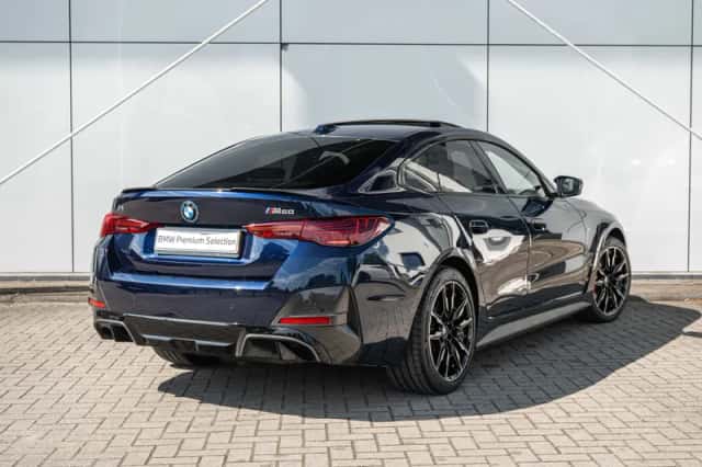 BMW i4 (2025) thumbnail 2