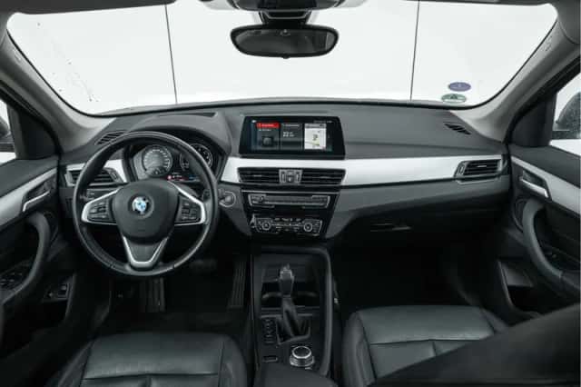 BMW X1 (2021) thumbnail 3