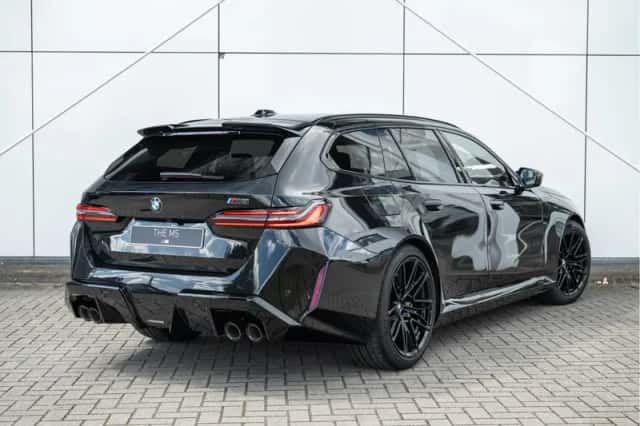 BMW M5 (2026) thumbnail 2