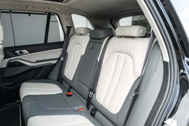 BMW X5 (2026) thumbnail 5