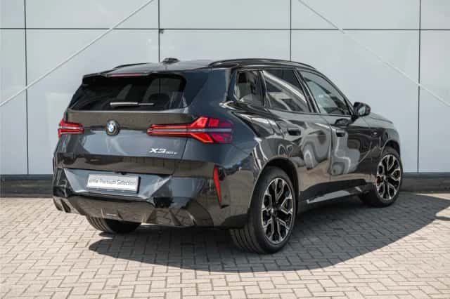 BMW X3 (2026) thumbnail 2