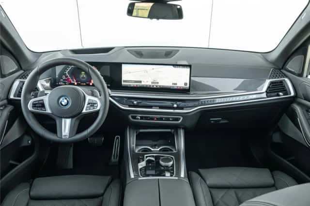 BMW X5 (2026) thumbnail 3