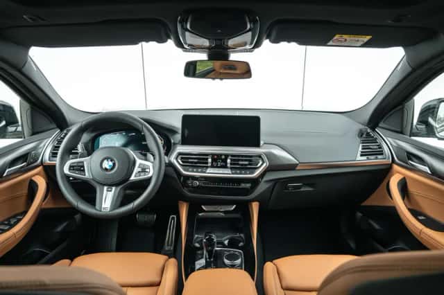 BMW X4 (2026) thumbnail 3