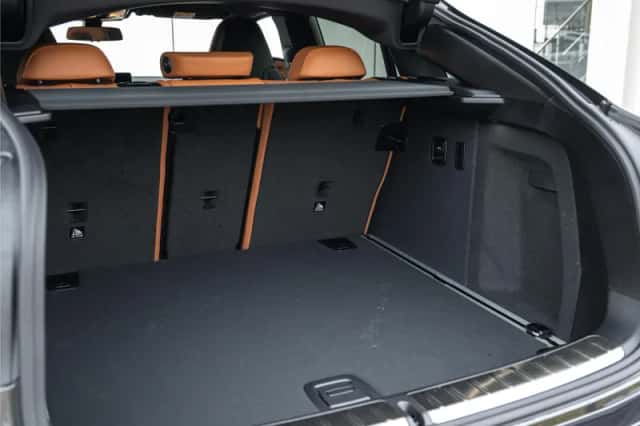 BMW X4 (2026) thumbnail 6