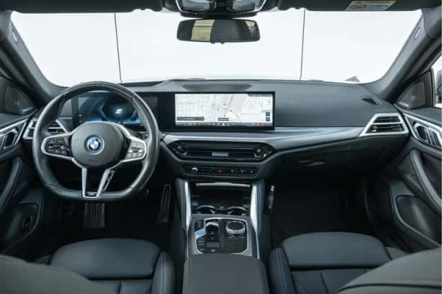 BMW i4 (2025) thumbnail 3