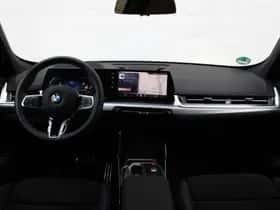 BMW X1 (2024) thumbnail 6