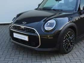 MINI Cabrio (2025) thumbnail 11