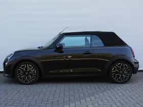 MINI Cabrio (2025) thumbnail 8