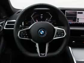 BMW i4 (2026) thumbnail 3