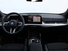 BMW iX1 (2026) thumbnail 8