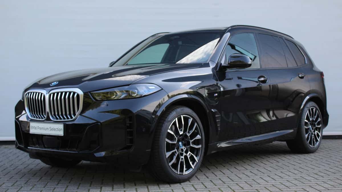 BMW X5 (2025) — foto 1