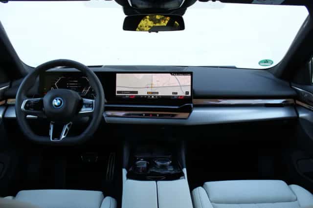 BMW 5-Serie (2025) thumbnail 6