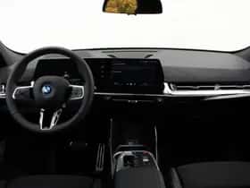 BMW iX2 (2026) thumbnail 22