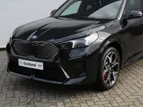 BMW iX2 (2026) thumbnail 4