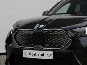 BMW iX2 (2026) thumbnail 6
