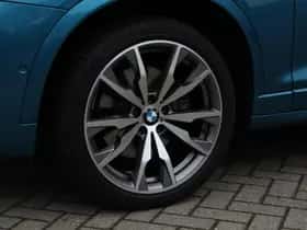 BMW X4 (2018) thumbnail 11