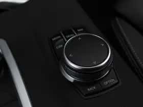 BMW X4 (2018) thumbnail 23