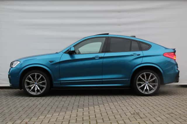 BMW X4 (2018) thumbnail 4