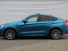 BMW X4 (2018) thumbnail 4
