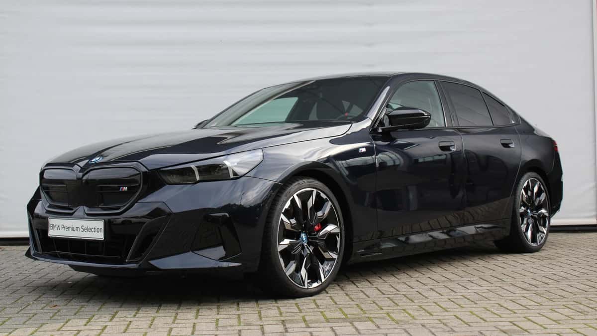 BMW i5 (2024) — foto 1