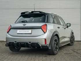MINI Hatchback (2025) thumbnail 2