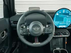 MINI Hatchback (2025) thumbnail 34