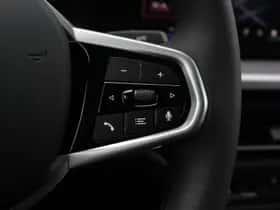 BMW i4 (2025) thumbnail 31
