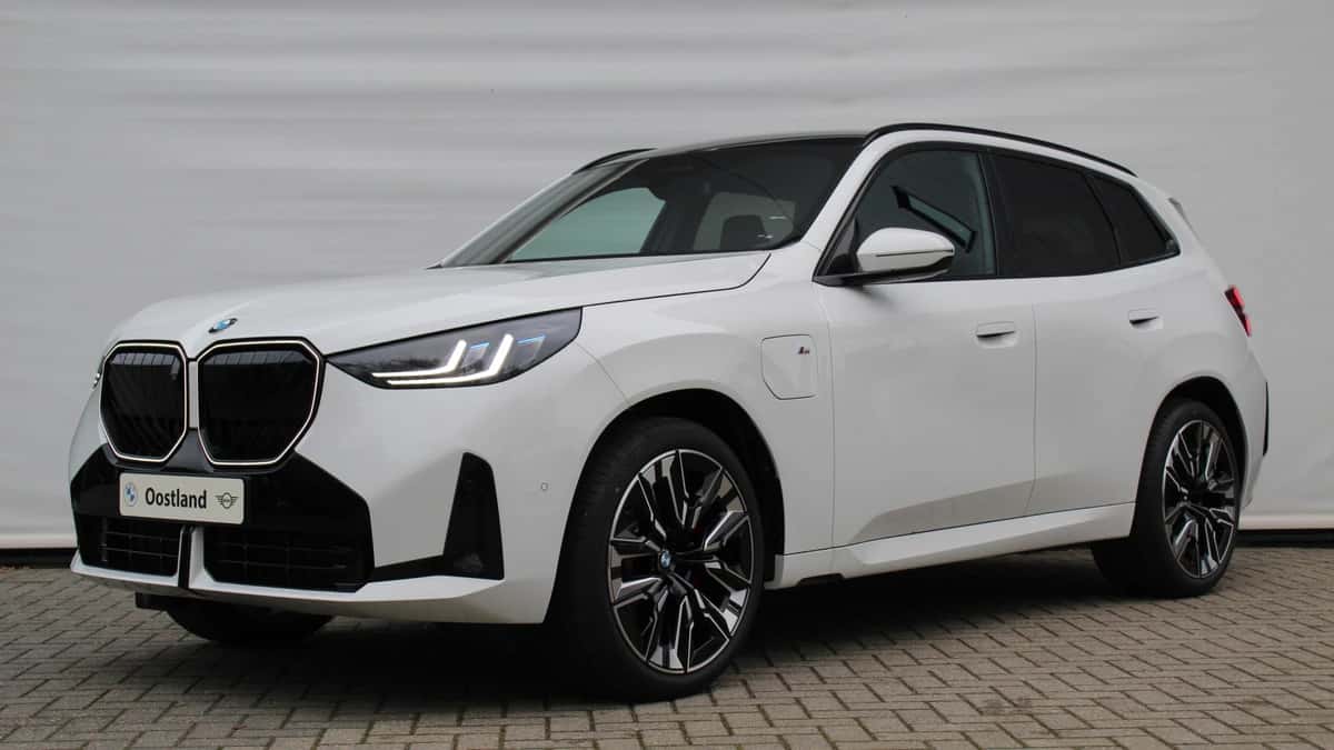 BMW X3 (2026) — foto 1