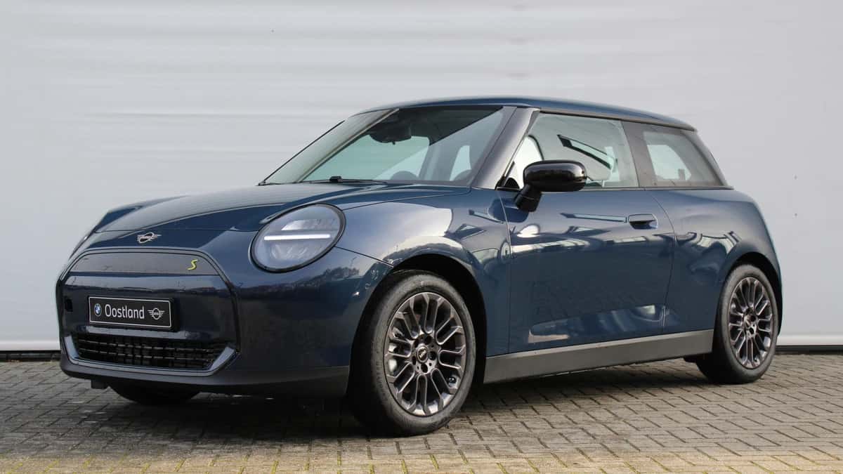 MINI Hatchback (2026) — foto 1