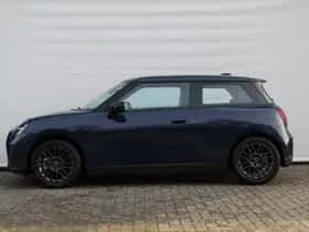 MINI Hatchback (2026) thumbnail 4