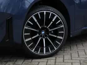 BMW iX3 (2026) thumbnail 11