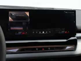 BMW i5 (2026) thumbnail 24