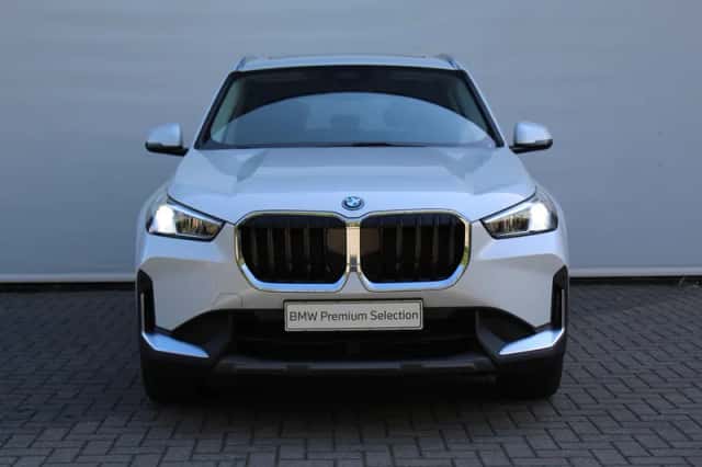BMW X1 (2022) thumbnail 2