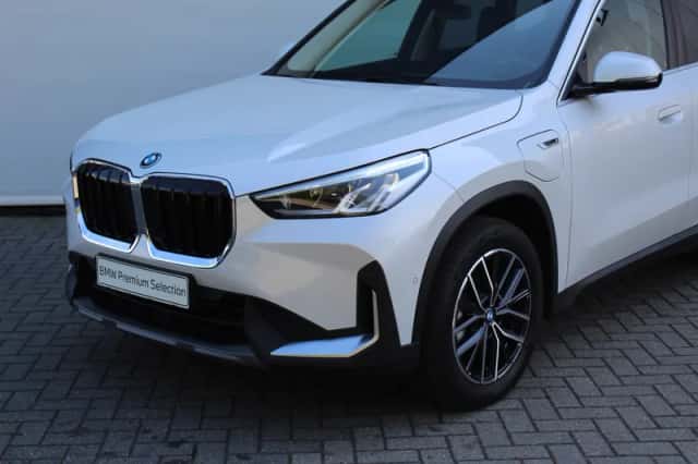 BMW X1 (2022) thumbnail 4