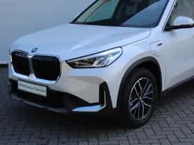 BMW X1 (2022) thumbnail 4